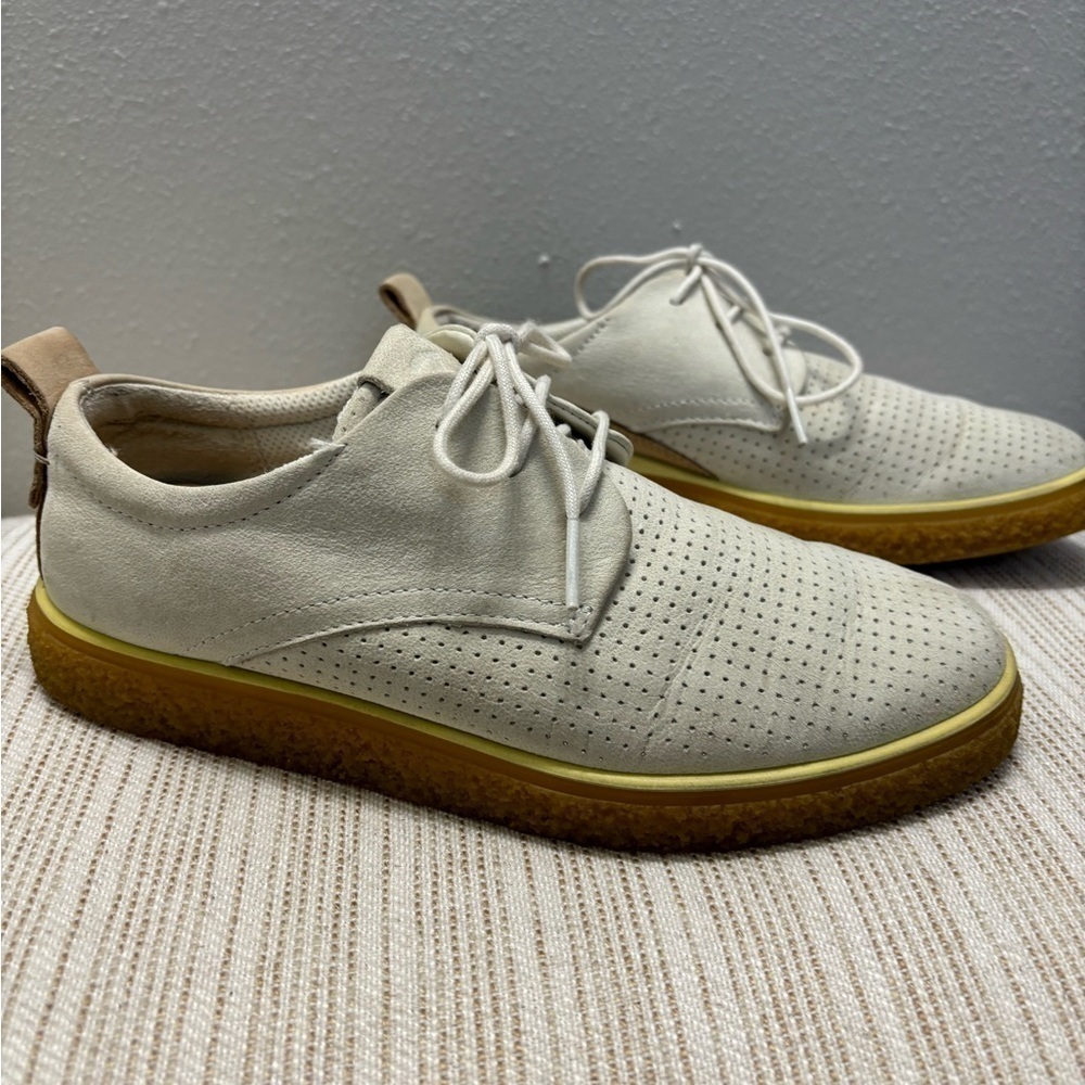 ECCO Crepetray size US 5